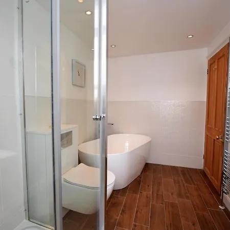 4 Bed In Nr Hawkshead Oc-lcc33 *