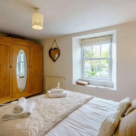 Prázdninový dům 4 Bed In Nr Hawkshead Oc-lcc33 *
