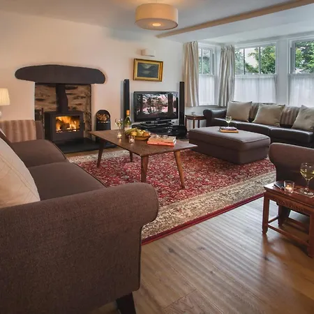 4 Bed In Sawrey Lcc33 * Near Sawrey