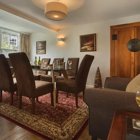 Casa de Férias 4 Bed In Sawrey Lcc33