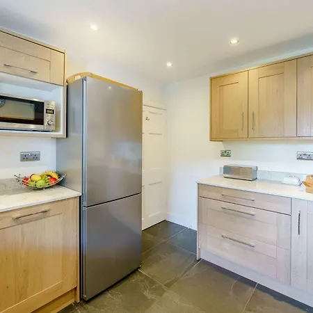 بيت للعطل 4 Bed In Nr Hawkshead Oc-lcc33 *