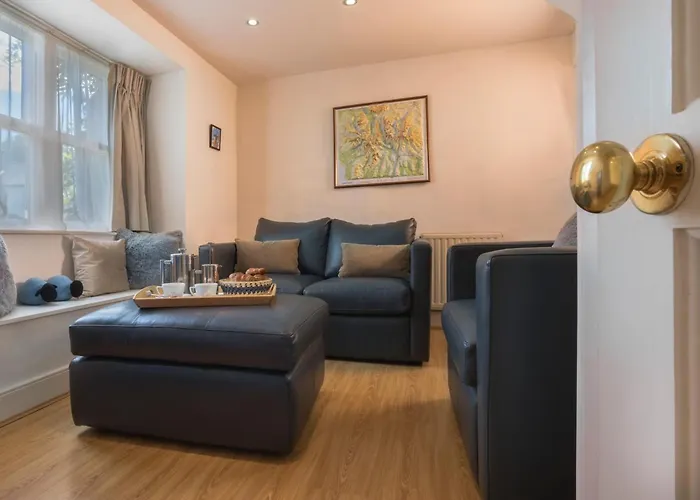 بيت للعطل 4 Bed In Lcc33