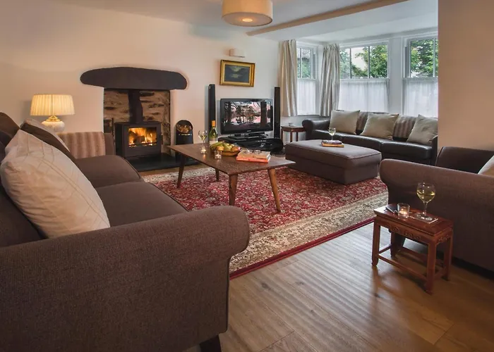 4 Bed In Lcc33 * Near Sawrey