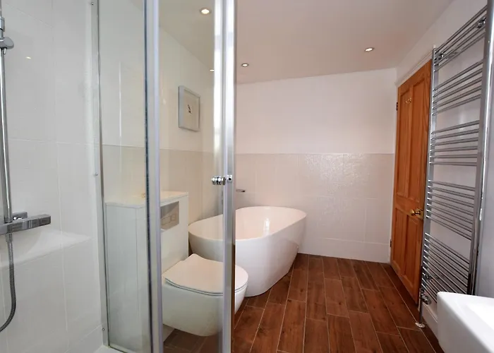 4 Bed In Lcc33 بيت للعطل *