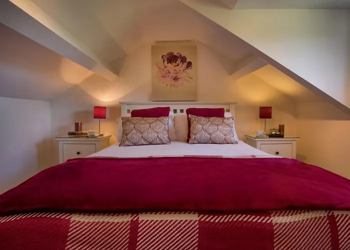 4 Bed In Nr Hawkshead Oc-lcc33 *