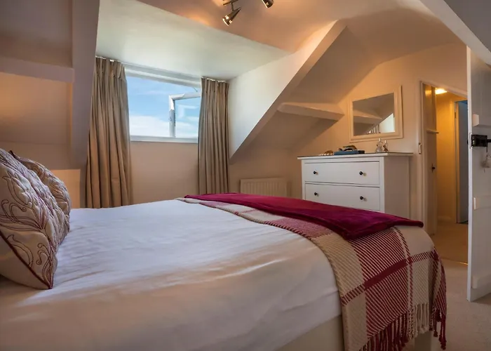 4 Bed In Nr Hawkshead Oc-lcc33 * Near Sawrey