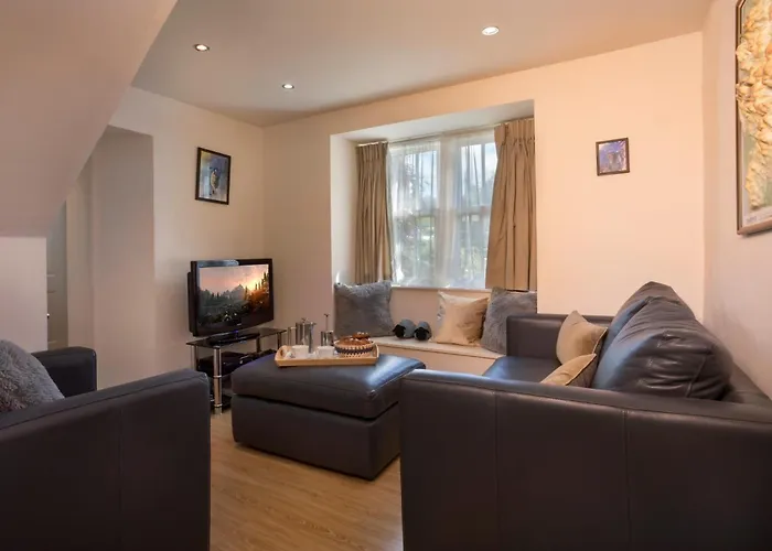 4 Bed In Nr Hawkshead Oc-lcc33 *