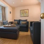 4 Bed In Nr Hawkshead Oc-lcc33 Hébergement de vacances *