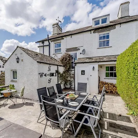 4 Bed In Nr Hawkshead Oc-lcc33 *